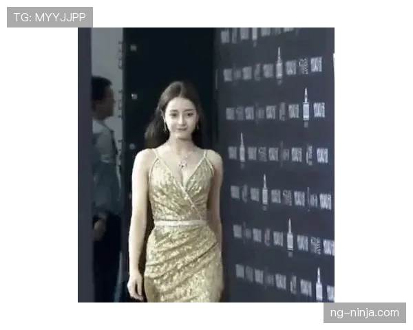 托尼娅·哈丁训练完直接啃汉堡,这自律人设是假的吧? 托尼娅·哈丁训练完直接啃汉堡,这自律人设是假的吧?